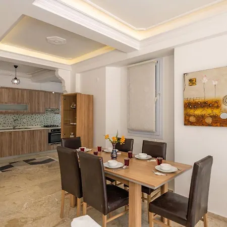Manolya Villa Βίλα Φετιγιέ